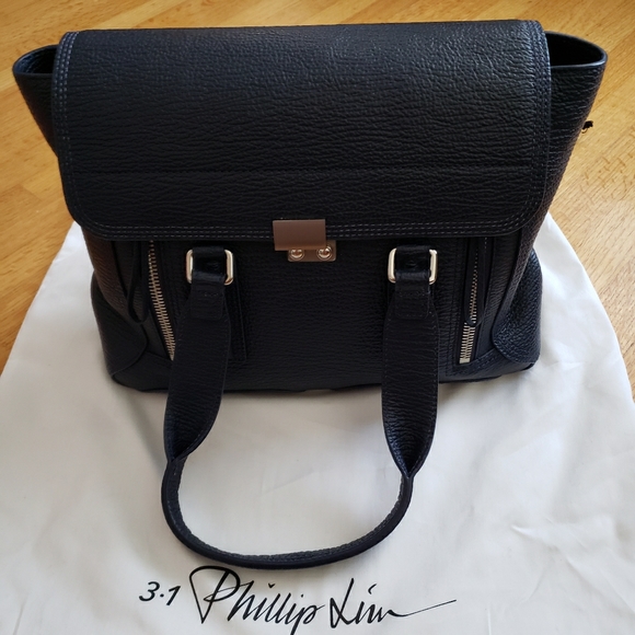 Phillip Lim Pashli Medium Navy - Picture 1 of 2